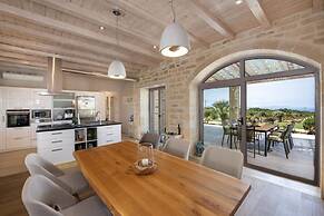 Villa Aurora Luxurius Living