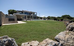 Villa Aurora Luxurius Living