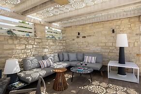 Villa Aurora Luxurius Living