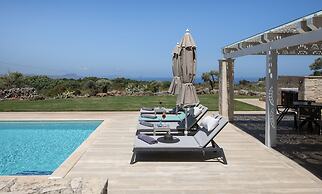 Villa Aurora Luxurius Living