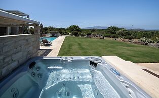 Villa Aurora Luxurius Living