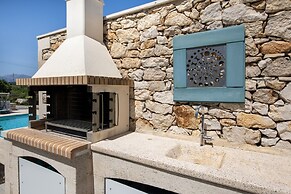 Villa Aurora Luxurius Living