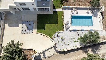 Almyrida Hills Villas