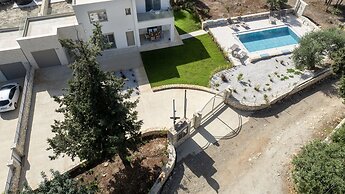 Almyrida Hills Villas