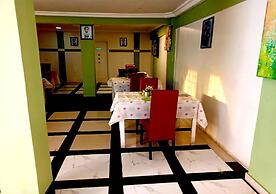 Lloyds Beach Resort & Hotel