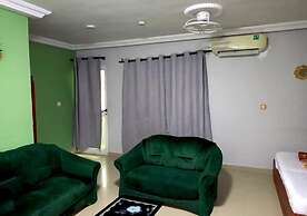 Lloyds Beach Resort & Hotel