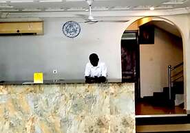 Lloyds Beach Resort & Hotel