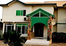 Lloyds Beach Resort & Hotel