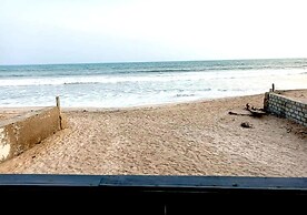 Lloyds Beach Resort & Hotel