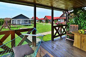 Single-story Holiday Homes With Terraces