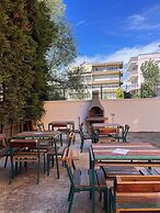 Belix Hotel Apartments Near the Beach