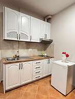 Belix Hotel Apartments Near the Beach