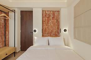 12 Pyles Living History