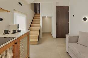 12 Pyles Living History