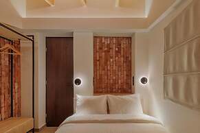 12 Pyles Living History