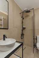 12 Pyles Living History