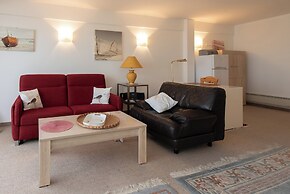 Apartment in Middelkerke With Sea View