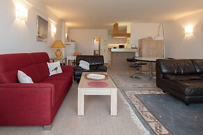 Apartment in Middelkerke With Sea View