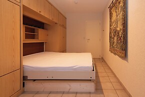 Apartment in Middelkerke With Beach Views