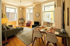 Baixa Apartment by Les Deux Mariettes