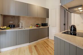 Baixa Apartment by Les Deux Mariettes