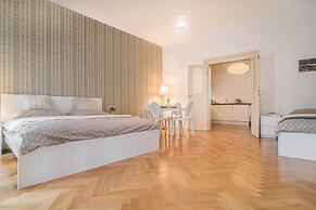 Prague Bliss Apartment - Lesser Town Charm