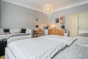 Cozy Mala Strana Apartment in Prague