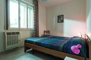 Luminous Apartment With Garden