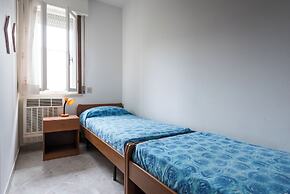 Luminous Apartment With Garden