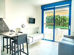 Enjoy the sun From the Terrace of our Studio