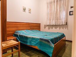 Coastal Comfort in Lido del Sole With sea View