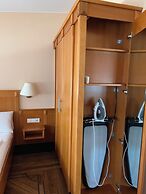 KRAL Suite Hotel & Serviced Apartment