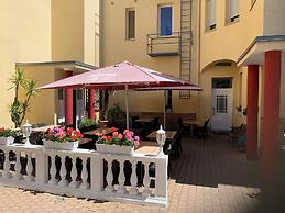 KRAL Suite Hotel & Serviced Apartment