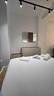 Tirent Apartment-Modern 1-Bedroom Stay Near Liqeni i Thatë