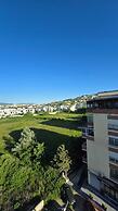 Tirent Apartment-Modern 1-Bedroom Stay Near Liqeni i Thatë