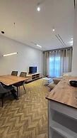 Tirent Apartment-Modern 1-Bedroom Stay Near Liqeni i Thatë