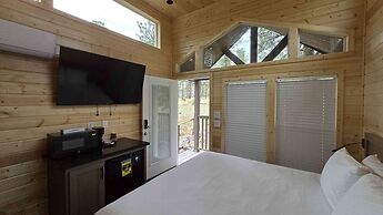 Luxury Tiny Homes - Deluxe King Room