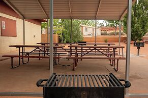 Luxury Tiny Homes - Deluxe King Room