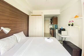 Warm And Cozy Stay Studio Room At Patraland Urbano Apartment