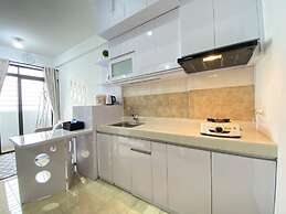 Homey 2Br Furnished Apartment At The Edge Bandung