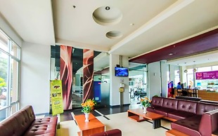 Homey 2Br Furnished Apartment At The Edge Bandung