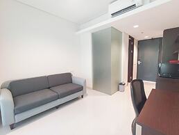 Cozy And Enjoy Living Studio (No Kitchen) Apartment At Skales Residenc