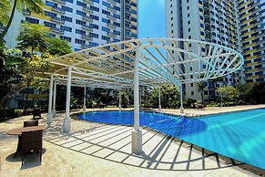 Good Location And Simply Studio Springlake Summarecon Bekasi Apartment