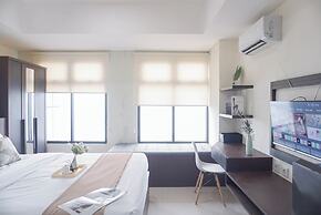 Homey Simply Studio Room At Pollux Chadstone Apartment