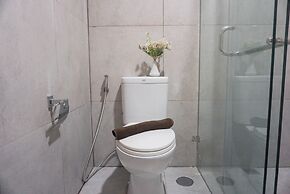 Modern Look Studio Apartment At Pollux Chadstone