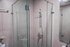 Modern Look Studio Apartment At Pollux Chadstone