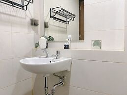 Cozy And Best Deal Studio Apartment Grand Dhika City