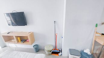 Best Deal Studio Apartment At De Prima