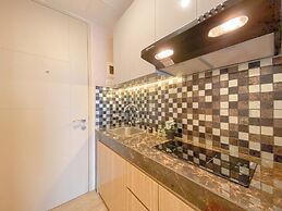 Homey Studio Apartment Tokyo Riverside Pik 2