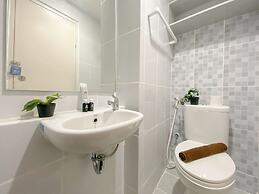 Homey Studio Apartment Tokyo Riverside Pik 2